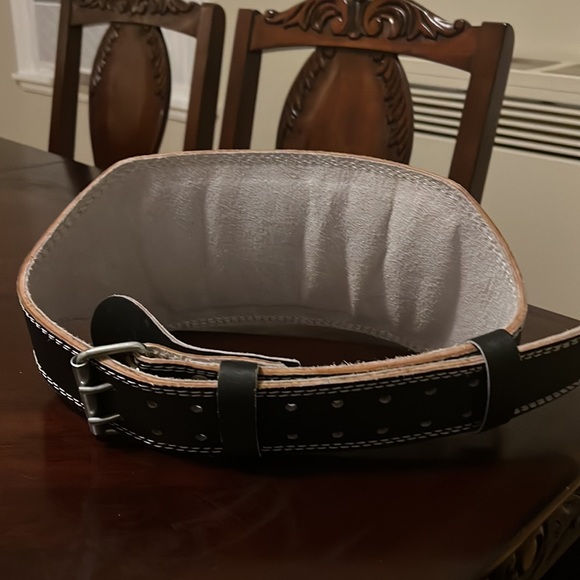 • Valeo • Leather and Suede Weightlifting Belt - Picture 4 of 7